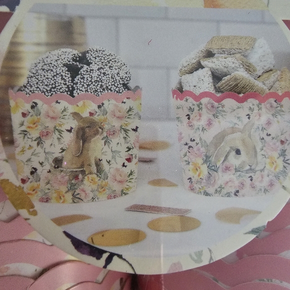 50 PC Cupcakes Baking & Snack Cups Pink Floral  Spring Easter Rabbit - Picture 8 of 9